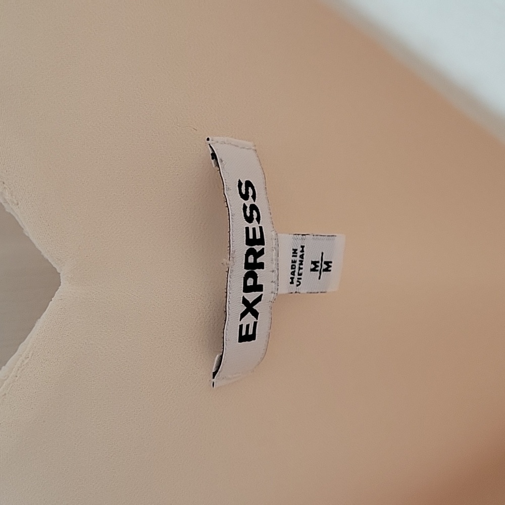Express Top - Picture 2 of 4